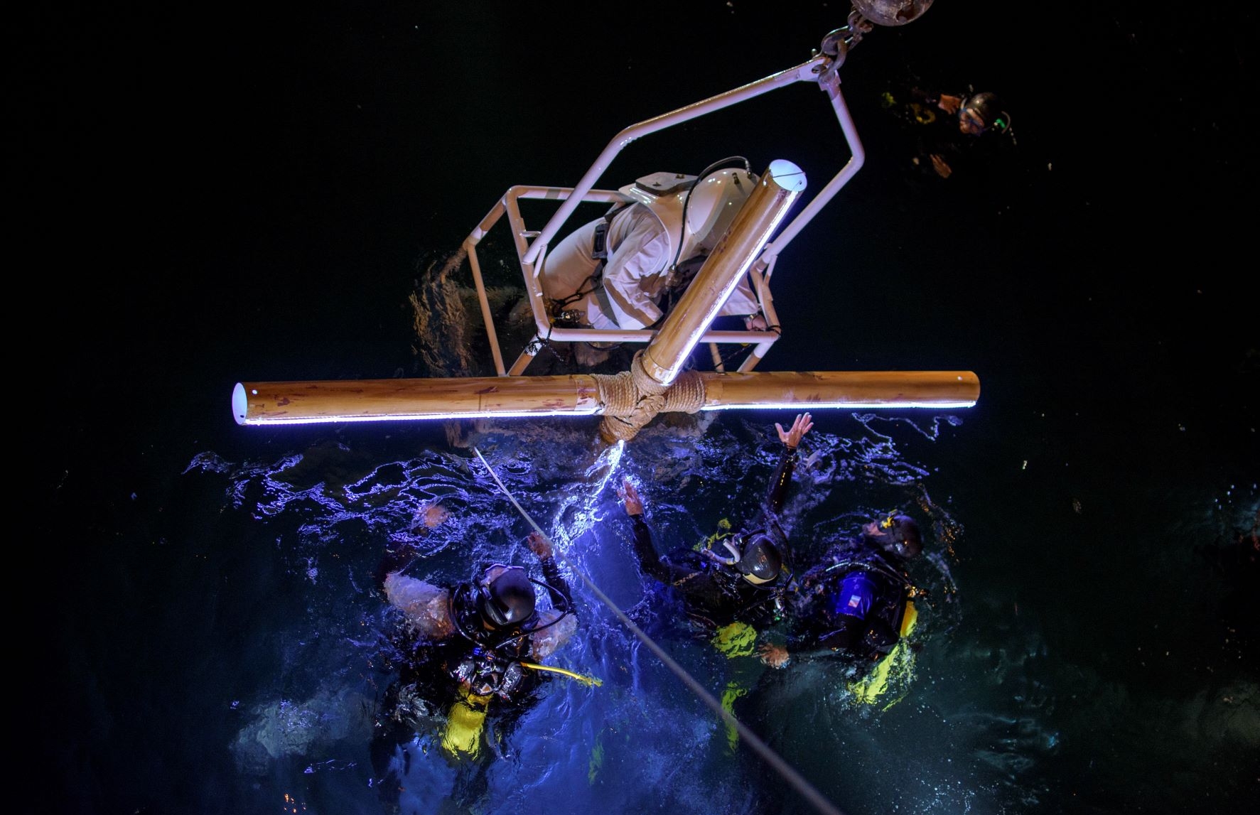 En 2022 vuelve el Via Crucis submarino de Puerto Madryn